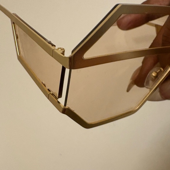 Stylish Gold Geometric Sunglasses - Picture 9 of 11